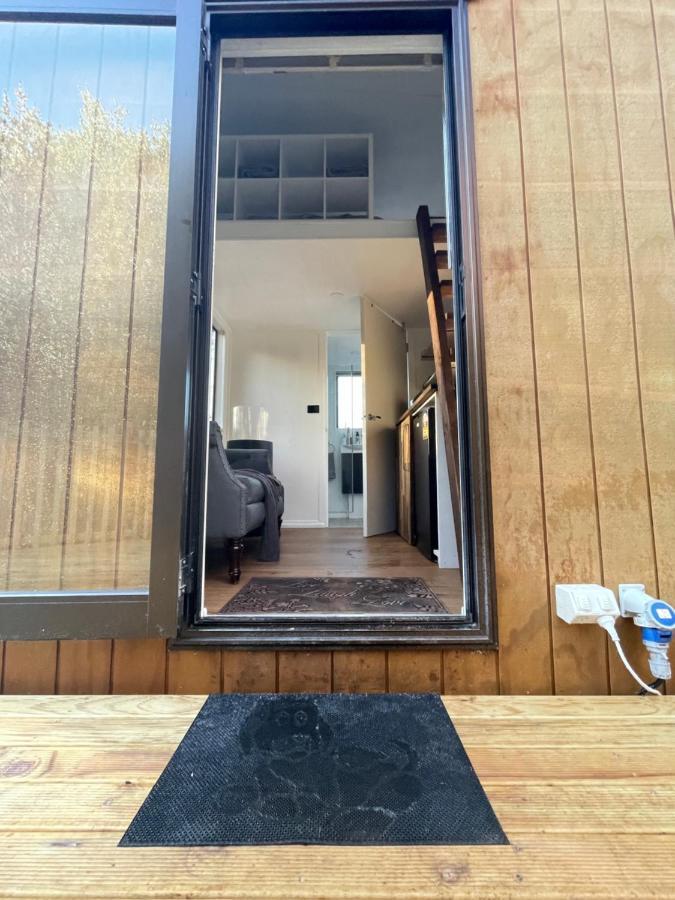 Tiny House In The Bush - A Minute From Town Centre Ruapehu Unique Stays Raetihi Eksteriør billede